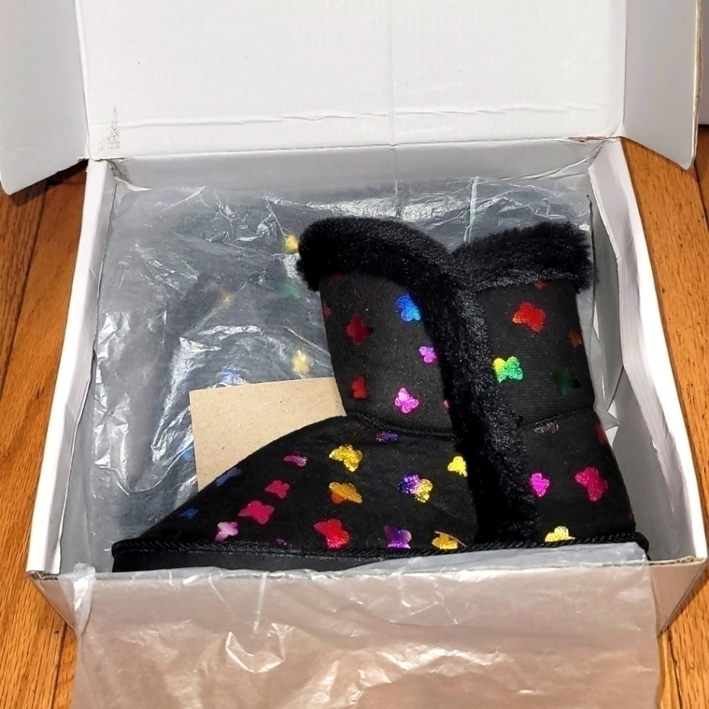 Olivia Miller Samantha Girls' Butterfly Slipper Boots